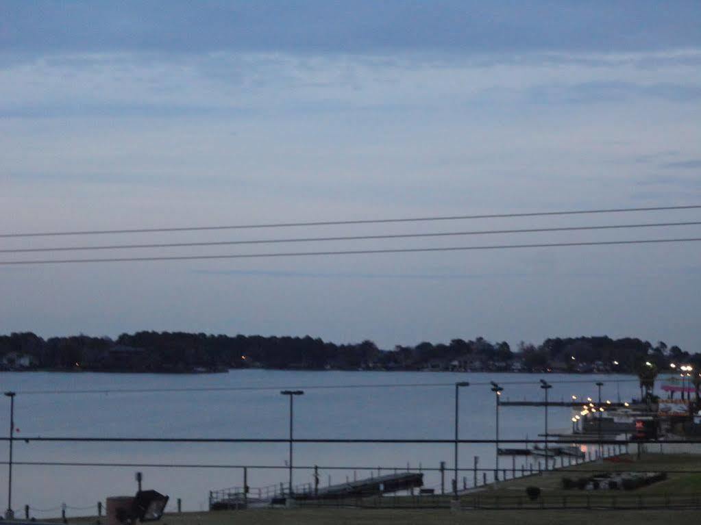 Best Western Lake Conroe Монтгомери Экстерьер фото